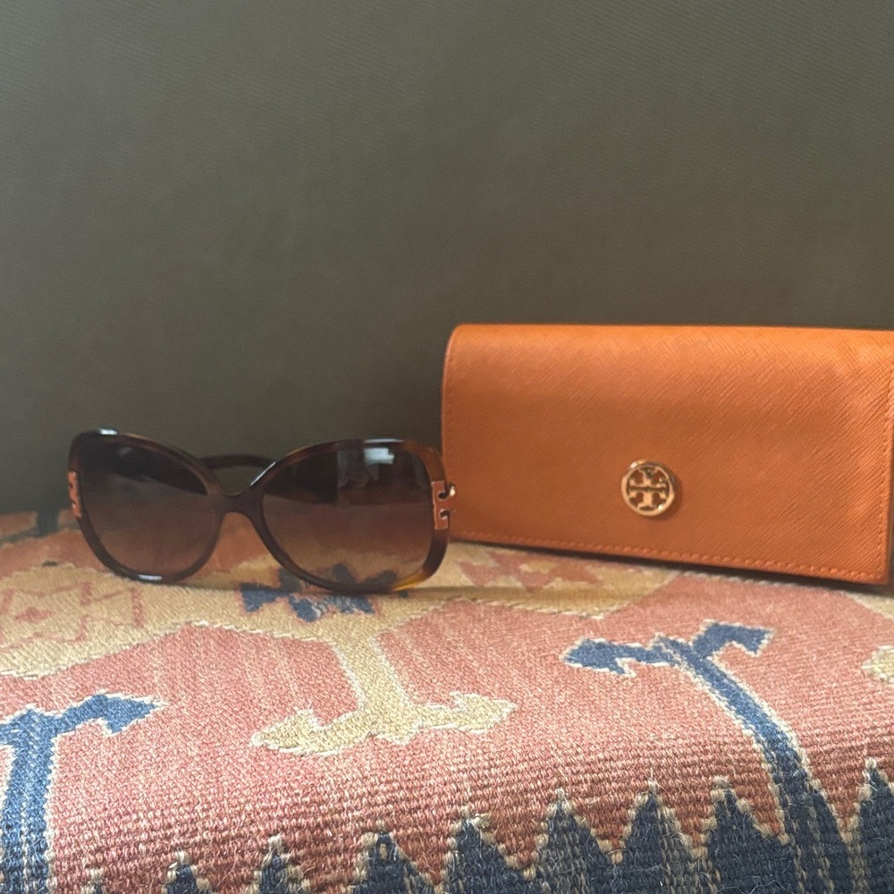 Tory Burch Sunglasses with Brown Frame and Orange Case